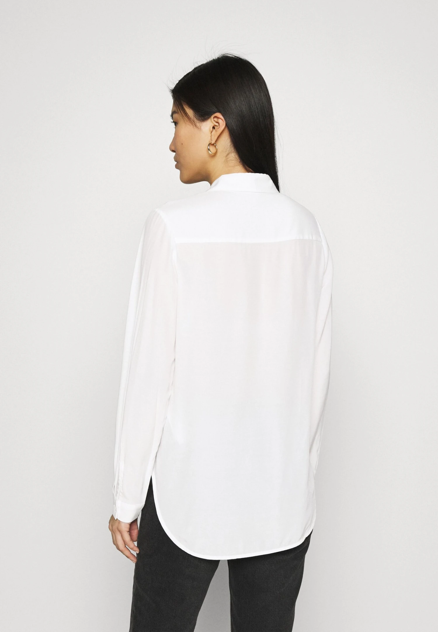 Anna Field Basic Blouse With Front Pockets - Chemisier - Offwhite 5 Anna Field Basic Blouse With Front Pockets - Chemisier - Offwhite – Image 3