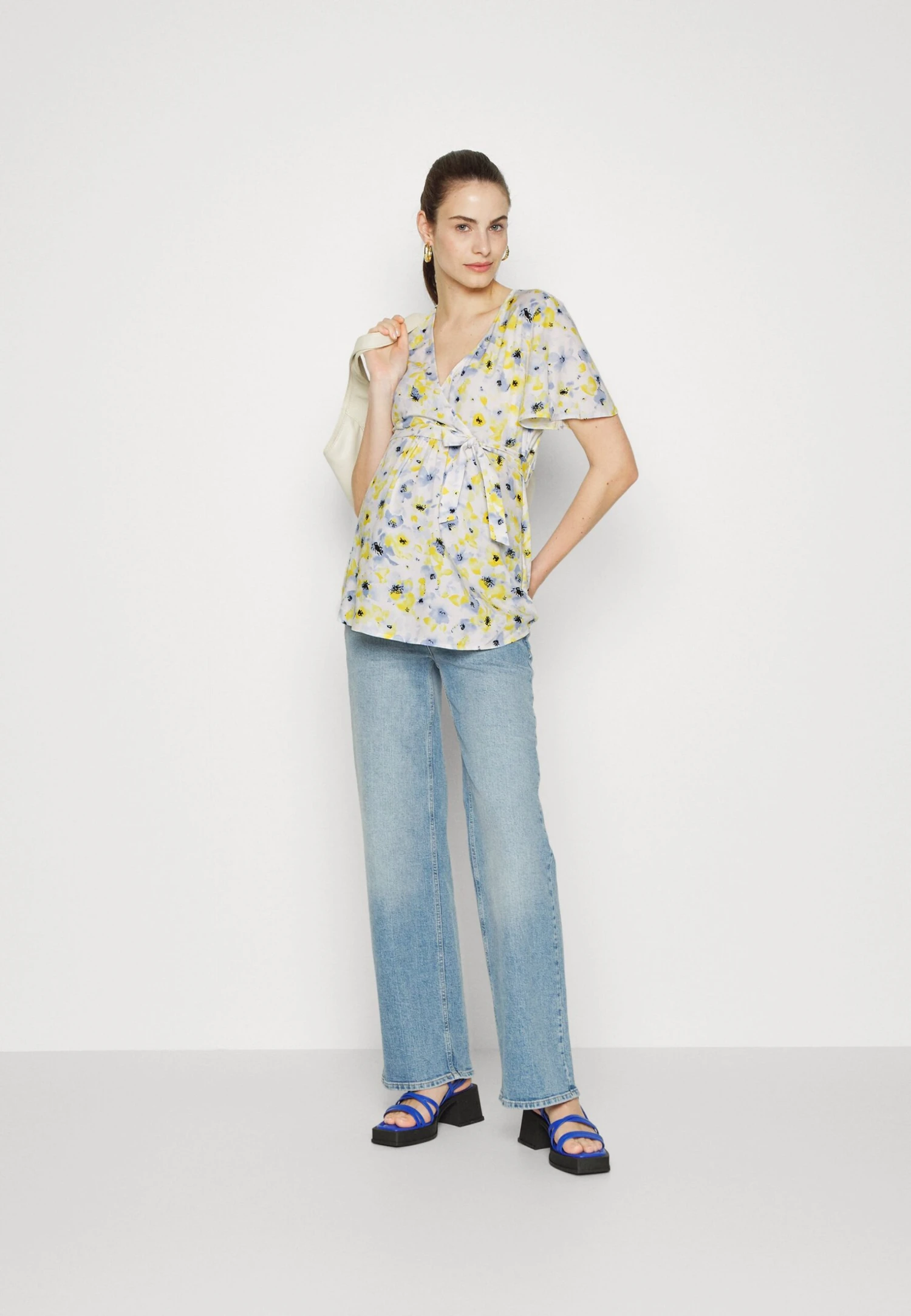 Blouse - White/Light Blue 4 Blouse - White/Light Blue â Image 2