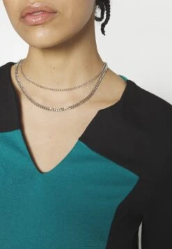 Anna Field Robe En Jersey - Black/Dark Green -Anna Field 559be00e49c948f78740466736dffc10