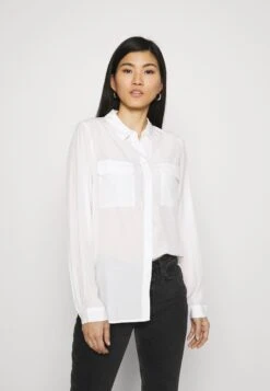 Anna Field Basic Blouse With Front Pockets - Chemisier - Offwhite