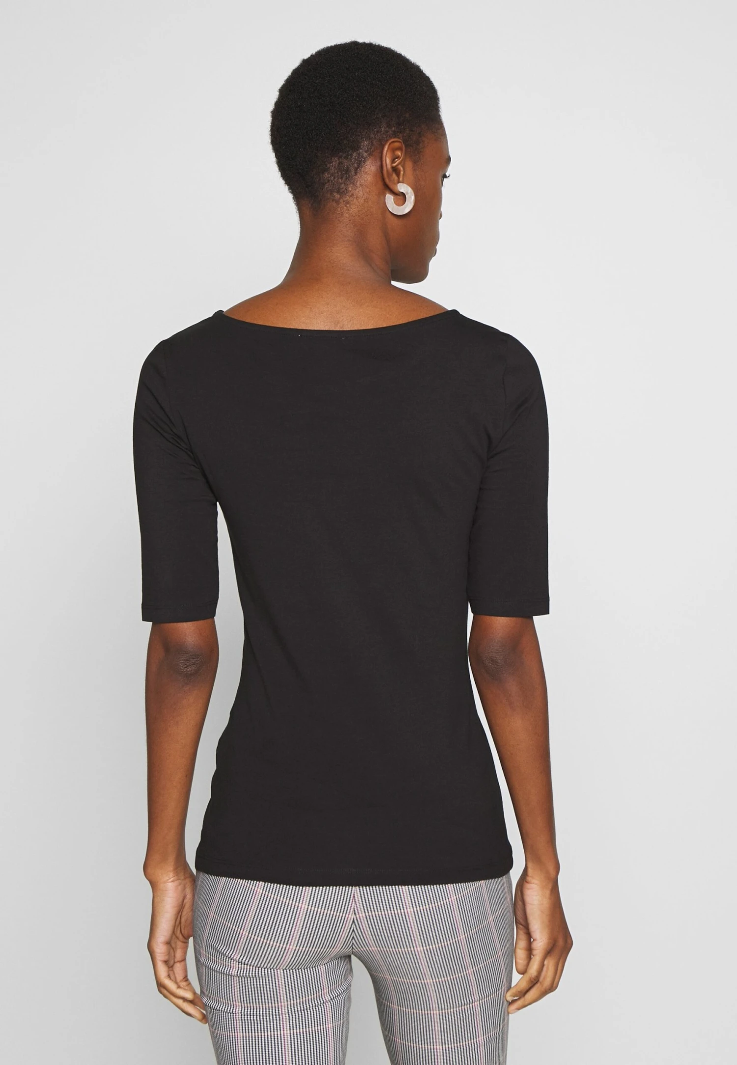 T-Shirt Basique - Black 5 T-Shirt Basique - Black – Image 3