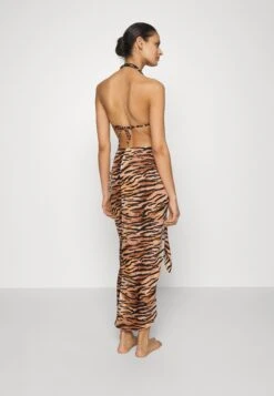 Anna Field Geo Print Sarong / 917 - Multi-Coloured - Jupe Portefeuille - Multi-Coloured 10 Anna Field Geo Print Sarong / 917 - Multi-Coloured - Jupe Portefeuille - Multi-Coloured -Anna Field 8d714a8f00bc438f90b1a6d1b6f75c4c