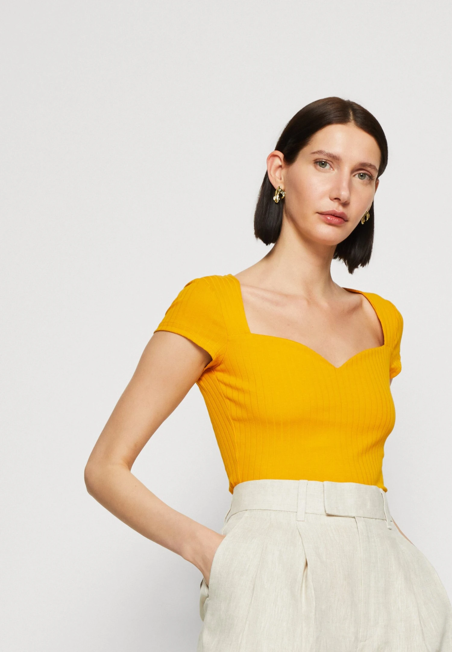 Anna Field T-Shirt Imprimé - Dark Yellow 6 Anna Field T-Shirt Imprimé - Dark Yellow – Image 4