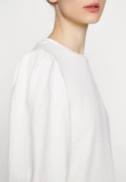 Anna Field Sweatshirt - Off White 15 Anna Field Sweatshirt - Off White -Anna Field da650e02e89148488fc000556dd7976d