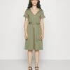 Robe En Jersey - Olive 2 Robe En Jersey - Olive -Anna Field fa9fb2a00f7b4e1c9e3f58103d980231